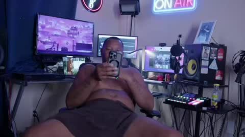 Just online for a little while having fun online show from 06/17/26, 03:57