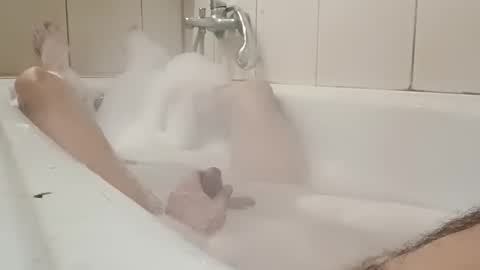 gunwo80 online show from 02/23/25, 07:33