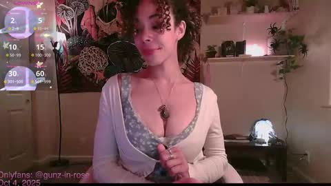 Snapshot of gunzinrose chatting on 10/05/25, 05:28 Kylie online show from 10/05/25, 05:28