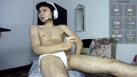 Snapshot of guts1_ chatting on 10/30/25, 05:09  Guts  online show from 10/30/25, 05:09