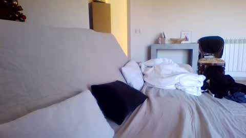 Flo online show from 11/28/25, 09:56