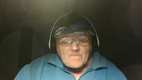 guyboy73 online show from 09/29/25, 07:08