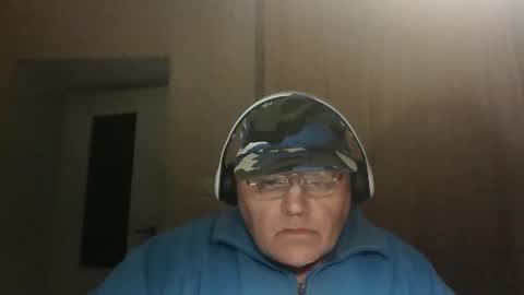 guyboy73 online show from 10/08/25, 11:13