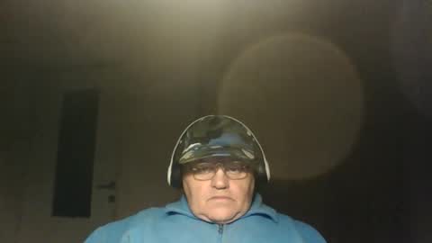guyboy73 online show from 10/15/25, 12:44