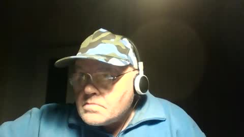 guyboy73 online show from 10/24/25, 01:46