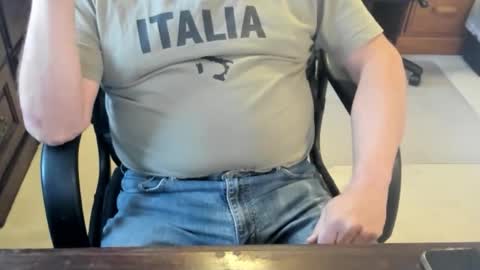 Guy online show from 03/18/26, 12:30