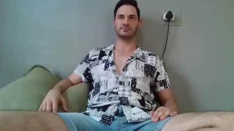 Guy Hardon online show from 03/11/25, 02:18