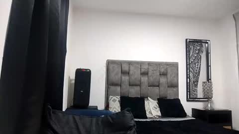 Snapshot of guykarim chatting on 10/30/25, 02:57 karim online show from 10/30/25, 02:57