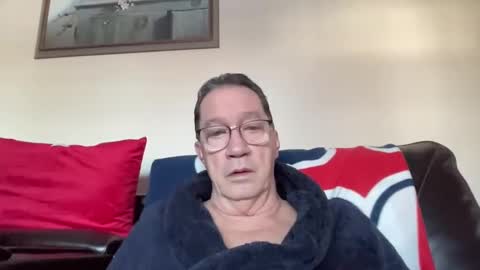 Snapshot of gwashere4u chatting on 12/23/24, 02:07 gwashere4u online show from 12/23/24, 02:07