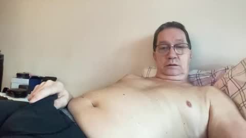 Snapshot of gwashere4u chatting on 03/05/25, 03:18 gwashere4u online show from 03/05/25, 03:18