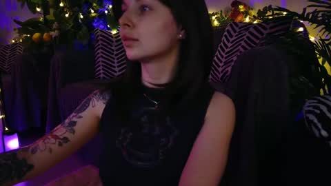 gwenhilton online show from 03/05/25, 05:50