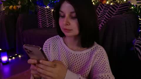 gwenhilton online show from 03/12/25, 08:41