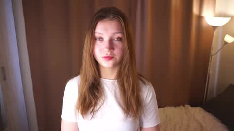 Molly online show from 04/08/26, 04:34