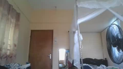 gyat k 9 online show from 02/17/25, 07:04