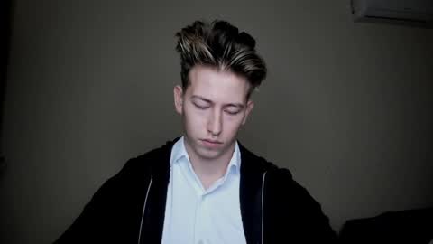 Oliver online show from 12/28/24, 06:06