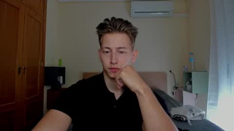 Oliver online show from 02/26/25, 04:03