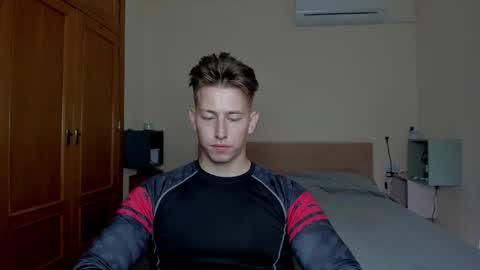 Oliver online show from 03/06/25, 04:17