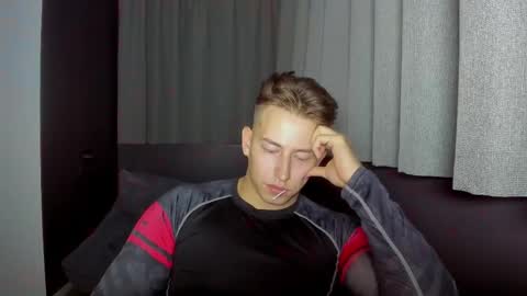 Oliver online show from 09/16/25, 07:04