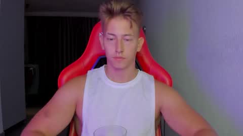 Oliver online show from 11/25/25, 07:36