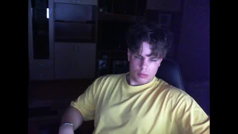 gymguy0505 online show from 03/30/26, 07:26