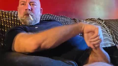 Snapshot of gymshoo chatting on 10/12/25, 12:59 Eli online show from 10/12/25, 12:59