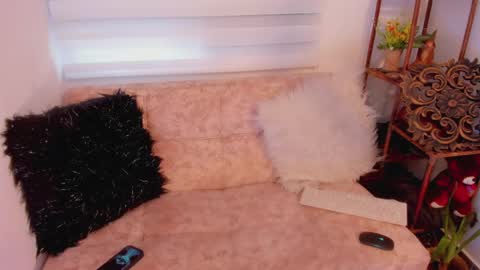 Samy Velvet    dayatorres 23 Followme online show from 05/04/26, 08:27