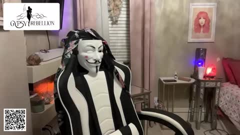 Gypsy online show from 11/19/25, 11:21