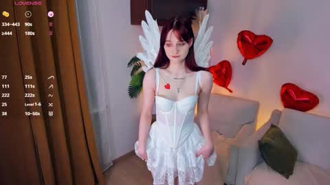 Snapshot of h0lyangel chatting on 02/13/26, 06:59 Kelly Lilly online show from 02/13/26, 06:59