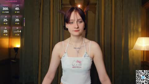 Kelly  Lilly online show from 04/15/26, 08:20