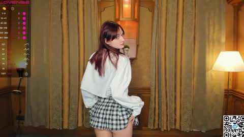 Kelly  Lilly online show from 04/17/26, 08:12