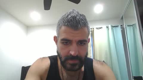 h0nest84 online show from 01/05/25, 11:44