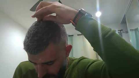 h0nest84 online show from 12/23/25, 06:33