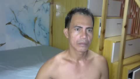 Rue online show from 04/04/26, 01:26