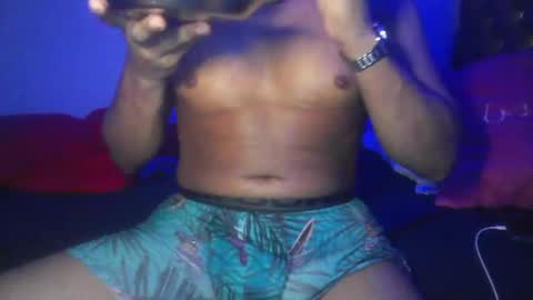 Snapshot of h0tboykoko chatting on 01/04/25, 07:03 koko online show from 01/04/25, 07:03