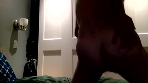 Snapshot of h1d8 chatting on 11/22/25, 01:26 h1d8 online show from 11/22/25, 01:26