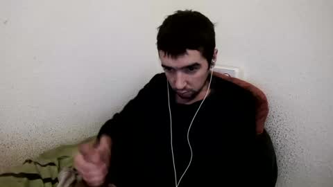 Snapshot of h1dden_reality chatting on 02/17/25, 03:47 h1dden_reality online show from 02/17/25, 03:47