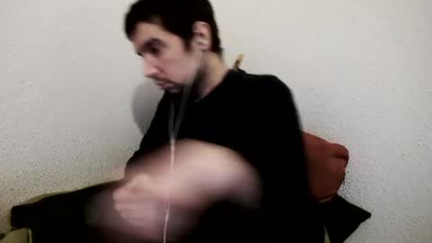 Snapshot of h1dden_reality chatting on 03/10/25, 04:28 h1dden_reality online show from 03/10/25, 04:28