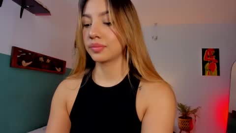 Paulina  online show from 04/22/26, 02:25