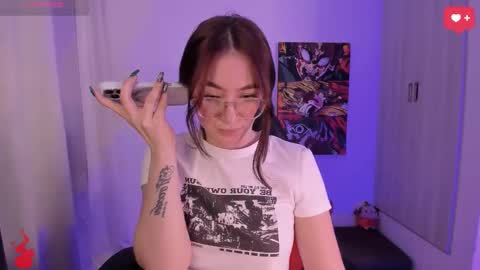 haanna_thompsoon online show from 12/16/25, 08:03