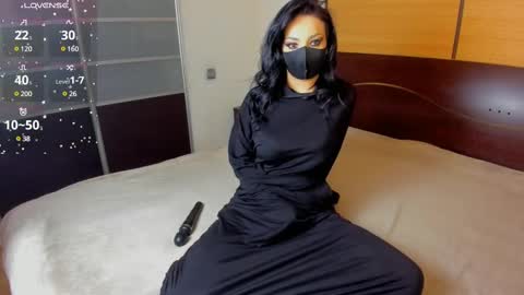 Linda online show from 03/02/25, 02:19