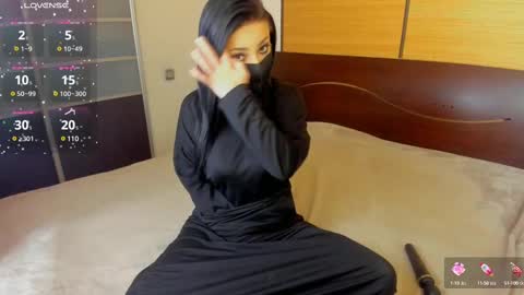 Linda online show from 03/06/25, 03:46