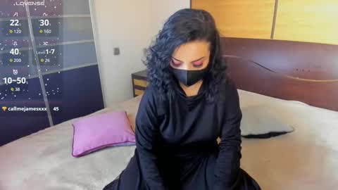 Linda online show from 09/13/25, 02:55