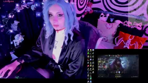 Snapshot of hachi_0880 chatting on 10/27/25, 08:51 Hachi online show from 10/27/25, 08:51