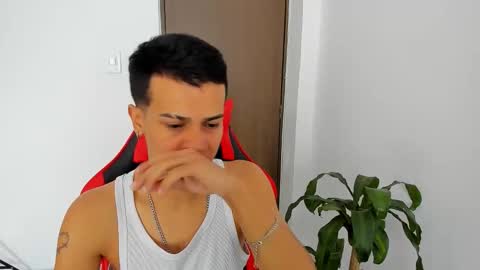 Snapshot of hades_horny_ chatting on 04/04/26, 05:32 hades_horny_ online show from 04/04/26, 05:32