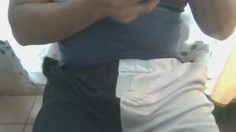 Manuel online show from 05/17/26, 07:43