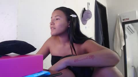 hadesmit1 online show from 03/17/26, 04:39