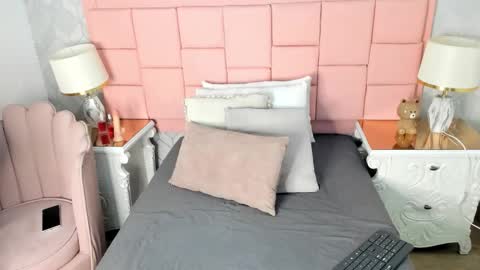 hailey 07 online show from 03/01/26, 07:27