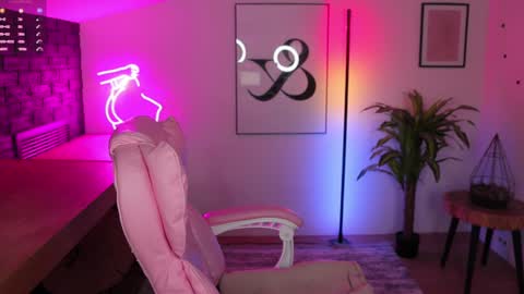 Hailey  Green online show from 02/02/25, 11:00