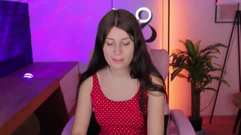 Hailey  Green online show from 10/09/25, 08:29