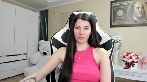 Sk     pe     Anya388109 online show from 12/19/24, 08:55